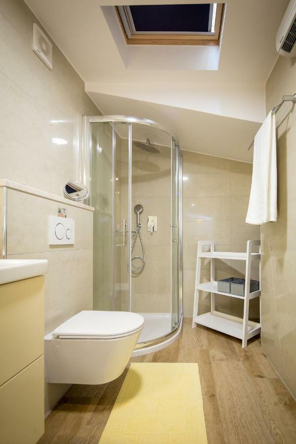 Residence C&S Ровінь Екстер'єр фото